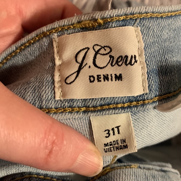 J Crew 9” High-Rise Toothpick Light Wash Jeans, 31 Tall - Picture 5 of 7